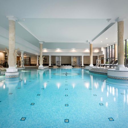 Delta Hotels By Marriott Manchester Airport Hale  Exterior foto